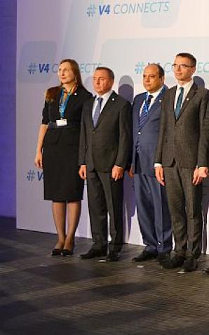 Budapeszt: Minister Witold Waszczykowski na spotkaniu ministrów spraw zagranicznych Grupy Wyszehradzkiej i Partnerstwa Wschodniego. Tematy wiodące to rozwój infrastruktury energetycznej i transportowej