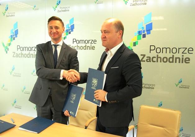 Autobusy, rowery, kajaki. Ponad 30 mln zł od marszałka dla Szczecina